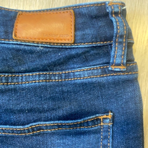 Lands’ End Women’s Mid Rise Bootcut Jeans Size 14 Dark Wash 31” Inseam - Picture 5 of 10